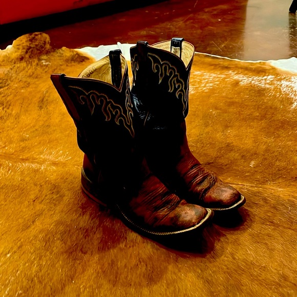 Women’s Rios 8 B - Picture 1 of 2